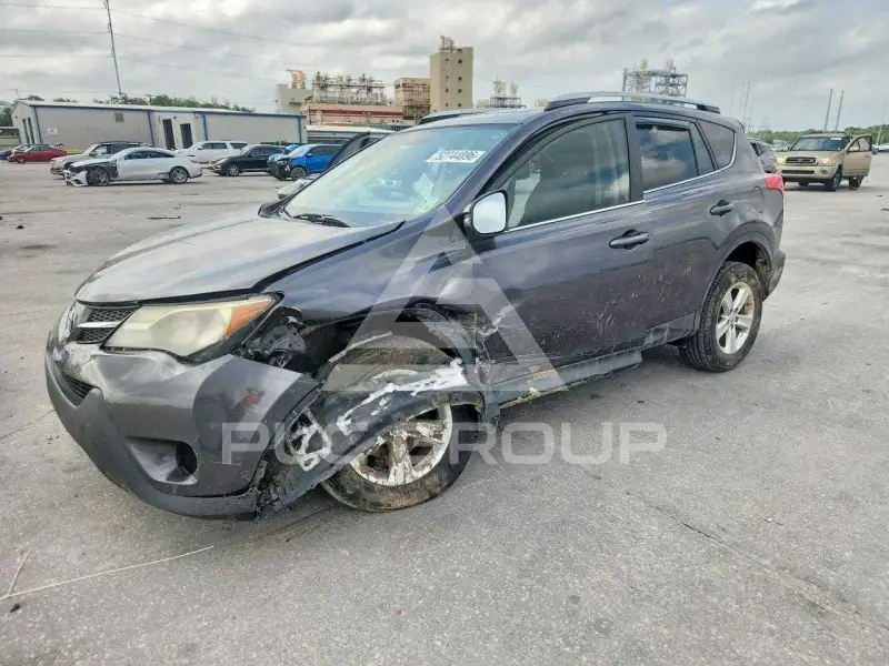 2013 Toyota RAV4 фото