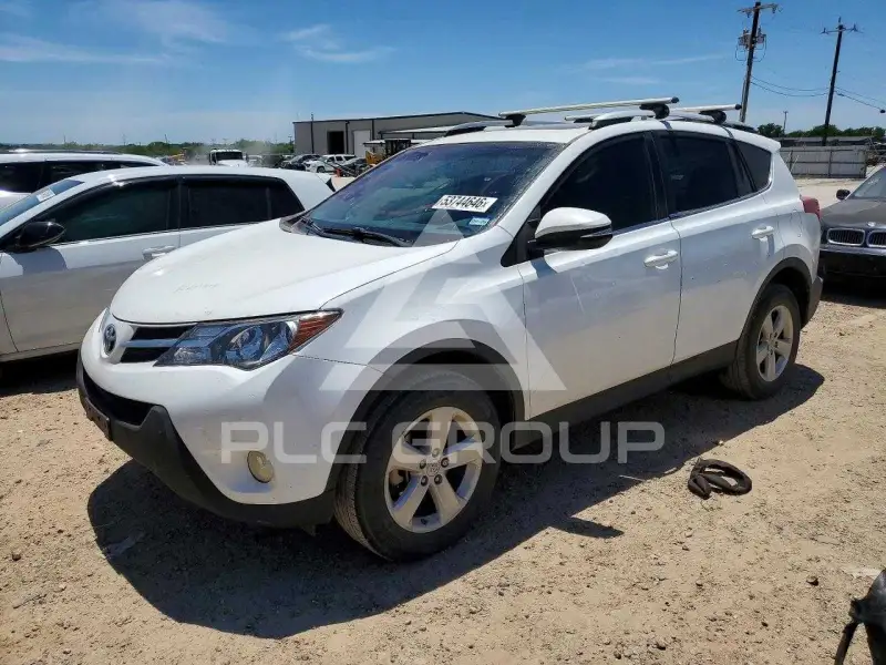 2013 Toyota RAV4 photo