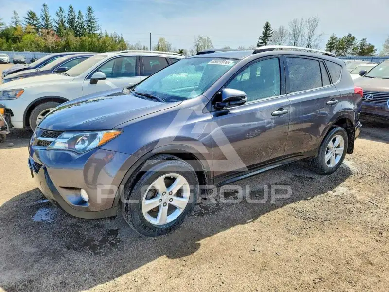 2013 Toyota RAV4 photo