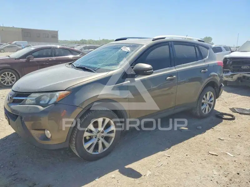 2013 Toyota RAV4 photo