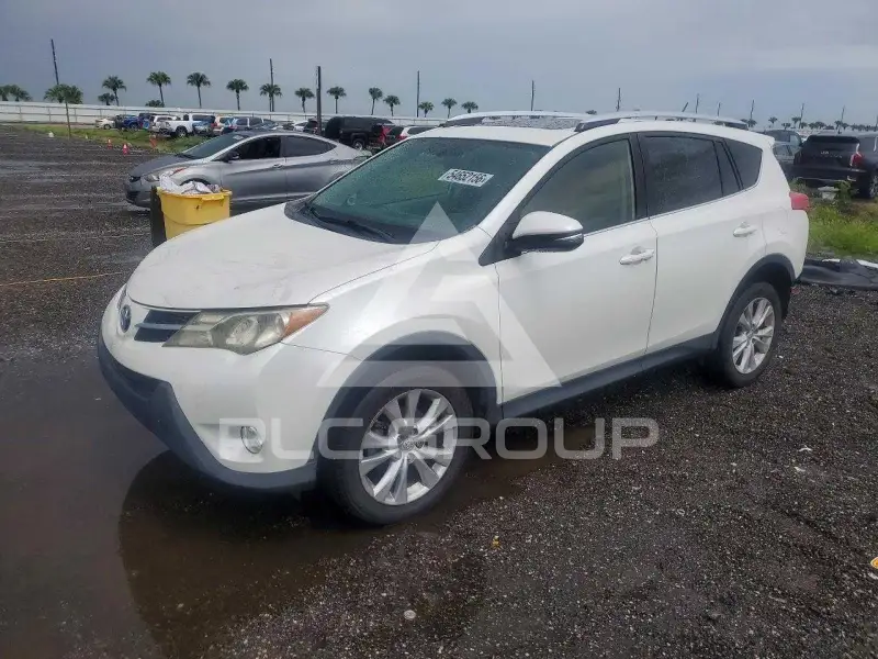 2013 Toyota RAV4 photo