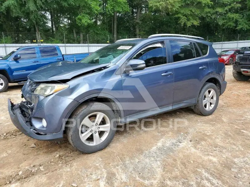 2013 Toyota RAV4 фото