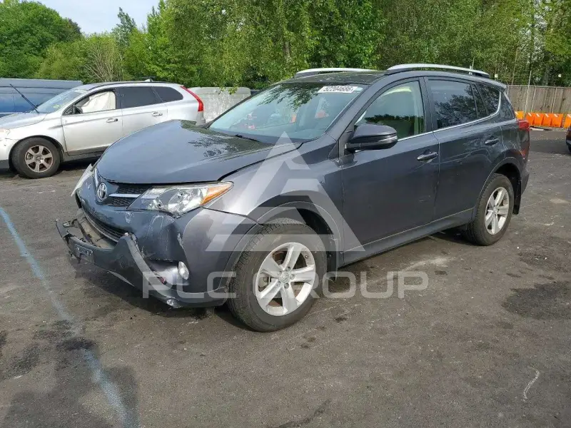 2013 Toyota RAV4 фото