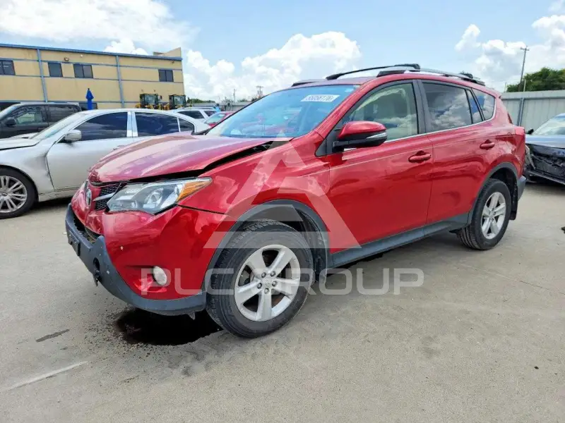 2013 Toyota RAV4 фото