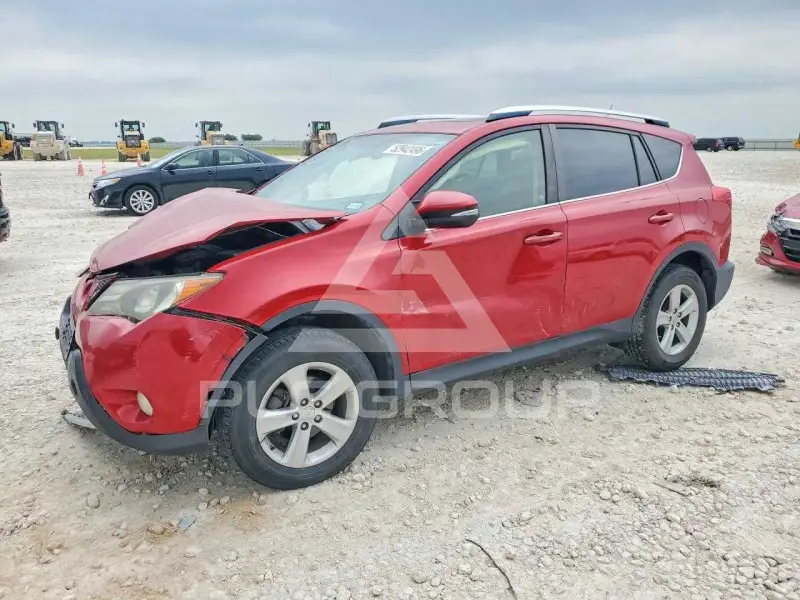 2013 Toyota RAV4 фото
