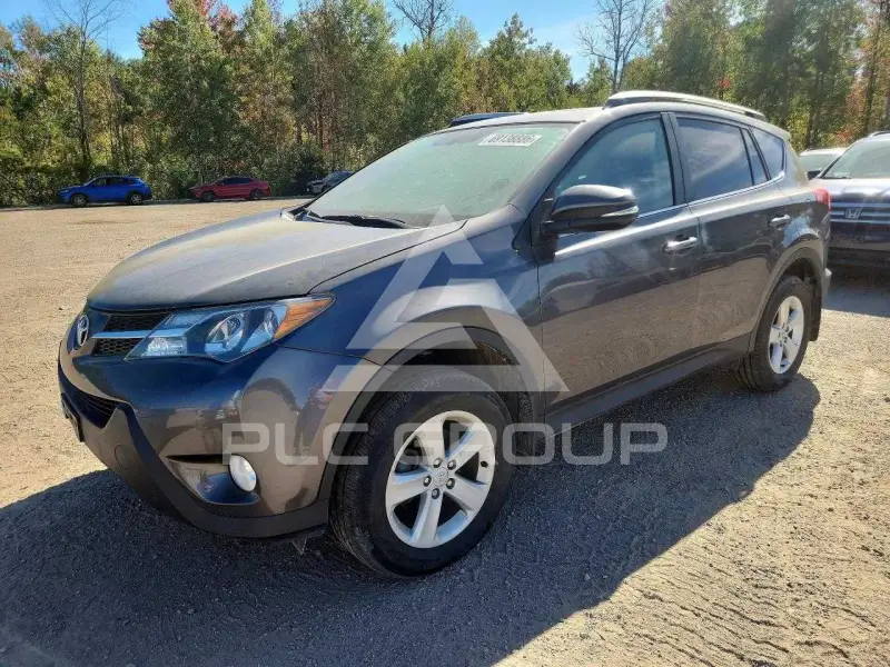 2013 Toyota RAV4 фото
