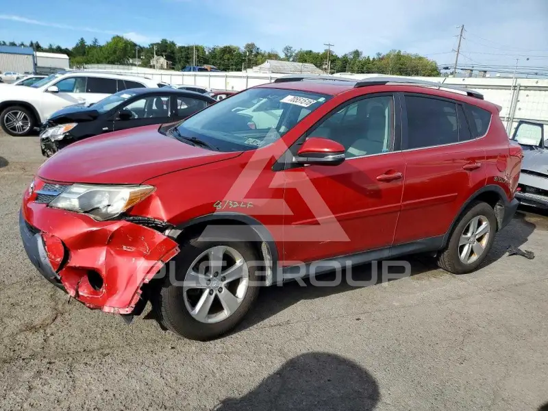 2013 Toyota RAV4 photo