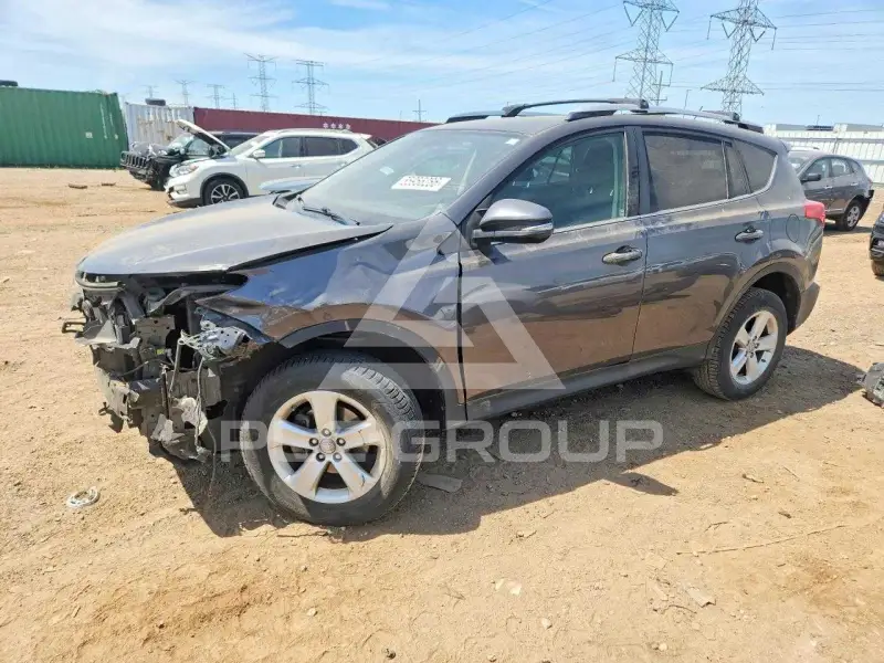 2013 Toyota RAV4 photo