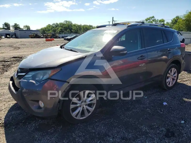 2013 Toyota RAV4 фото