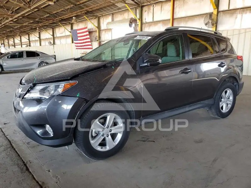 2013 Toyota RAV4 фото