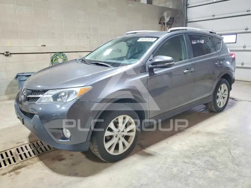 2013 Toyota RAV4 photo