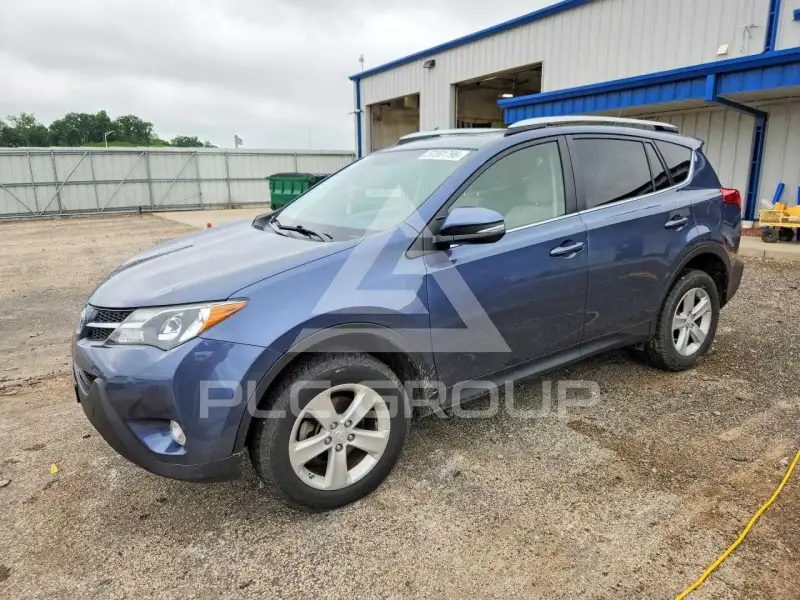 2013 Toyota RAV4 фото