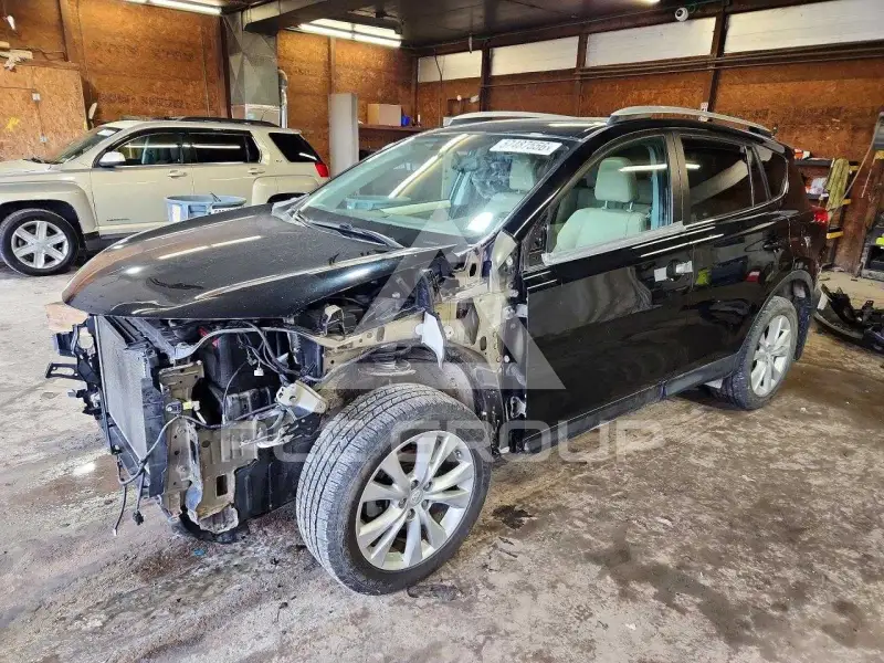 2013 Toyota RAV4 photo