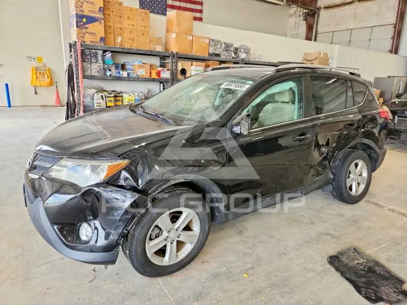 2013 Toyota RAV4 photo