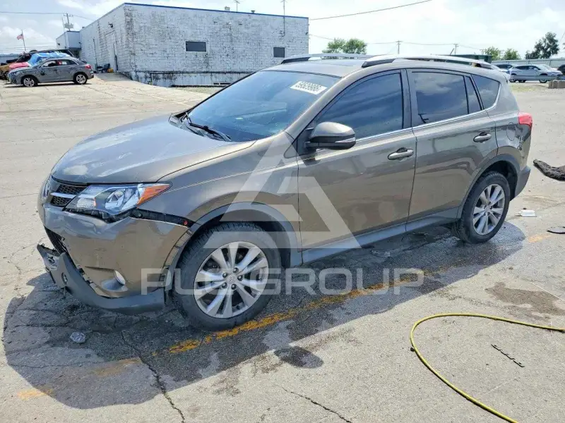 2013 Toyota RAV4 photo