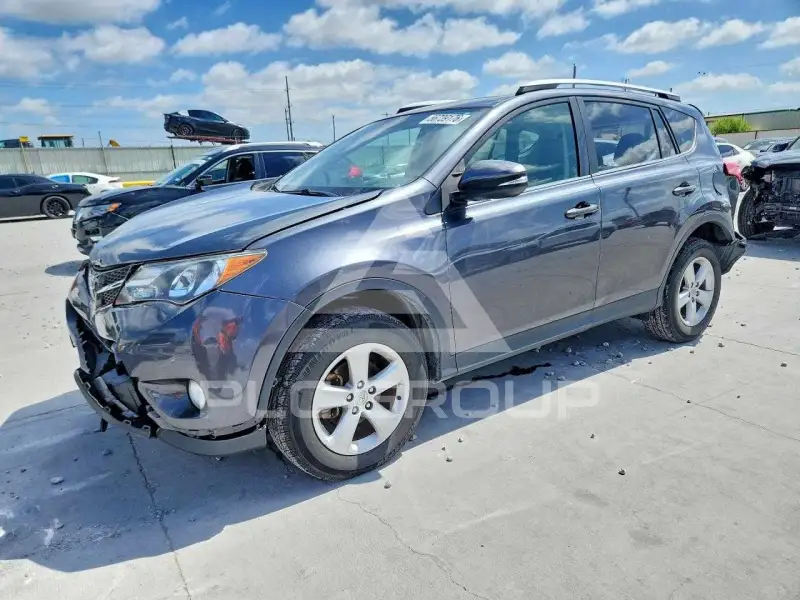 2013 Toyota RAV4 фото
