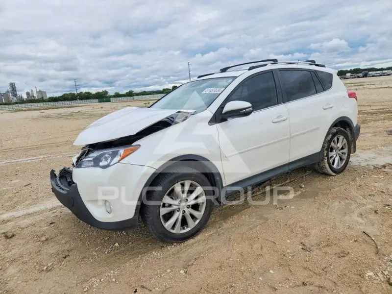 2013 Toyota RAV4 photo