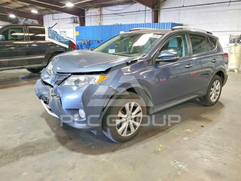 2013 Toyota RAV4 фото