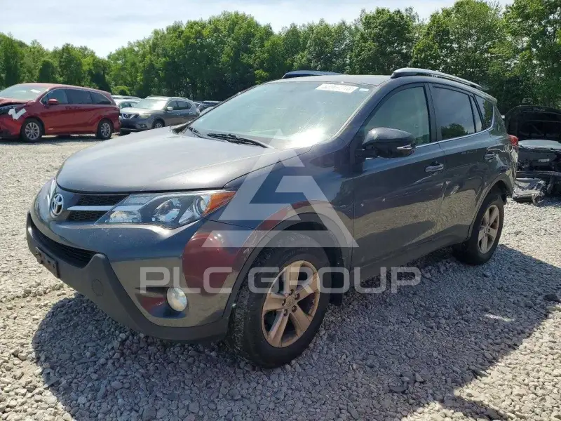 2013 Toyota RAV4 фото