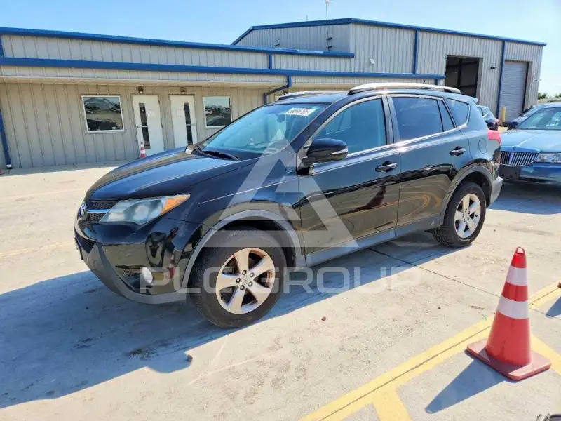 2013 Toyota RAV4 фото