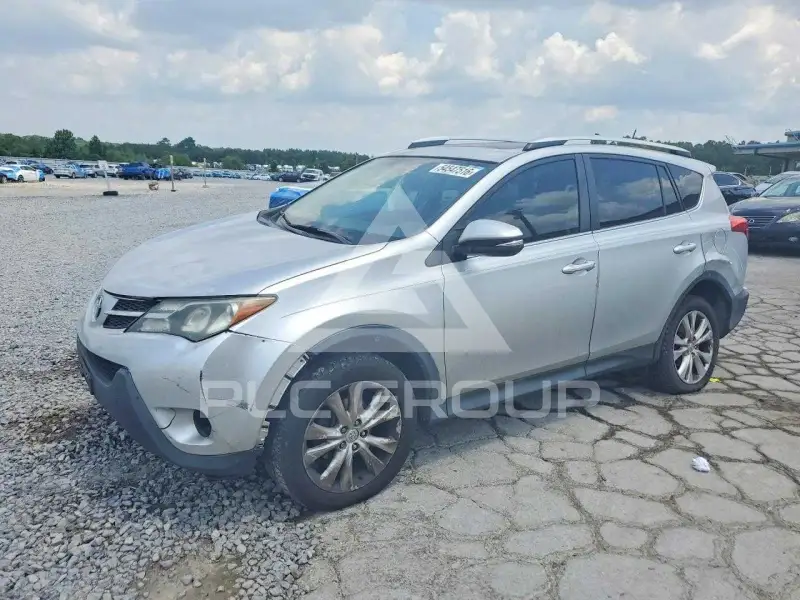 2013 Toyota RAV4 photo