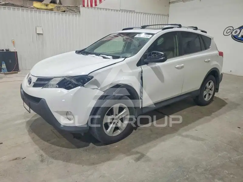2013 Toyota RAV4 фото