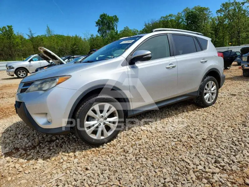 2013 Toyota RAV4 фото