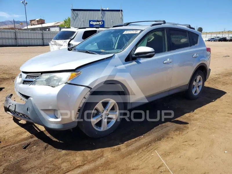 2013 Toyota RAV4 фото