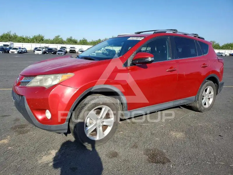 2013 Toyota RAV4 photo