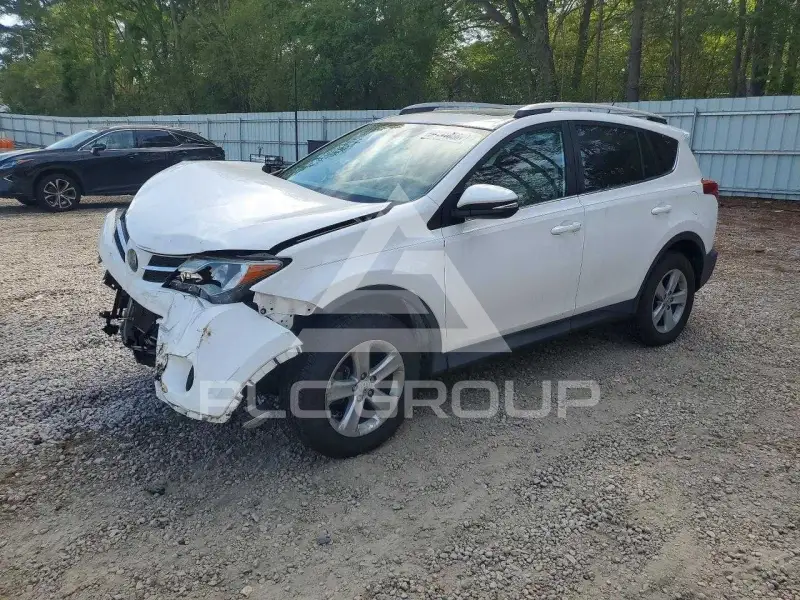 2013 Toyota RAV4 photo