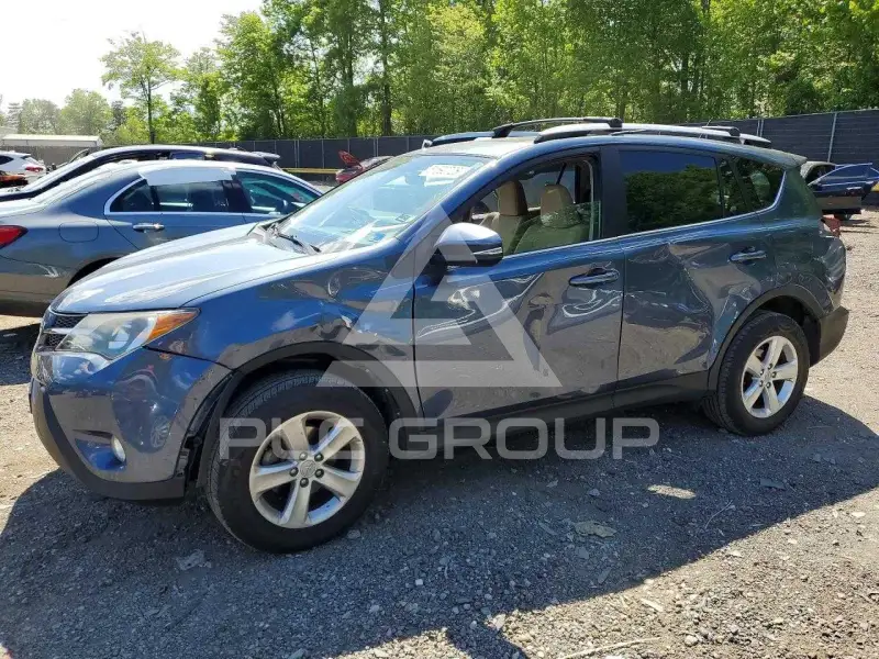 2013 Toyota RAV4 фото
