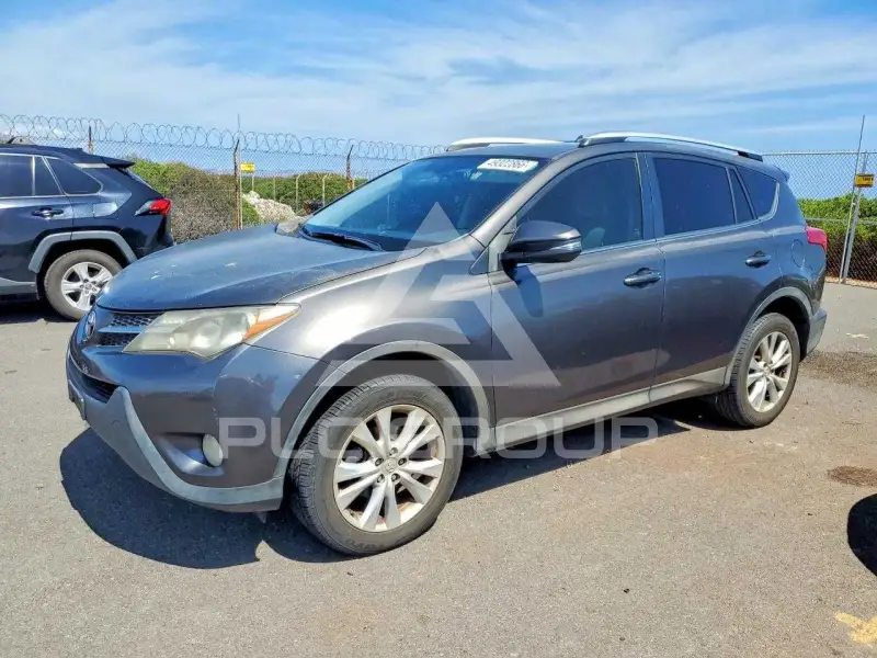 2013 Toyota RAV4 фото