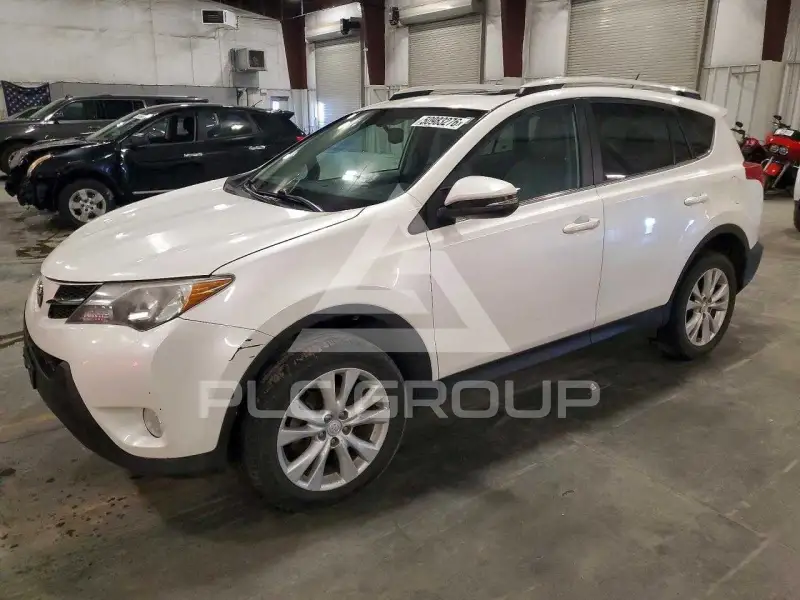 2013 Toyota RAV4 фото