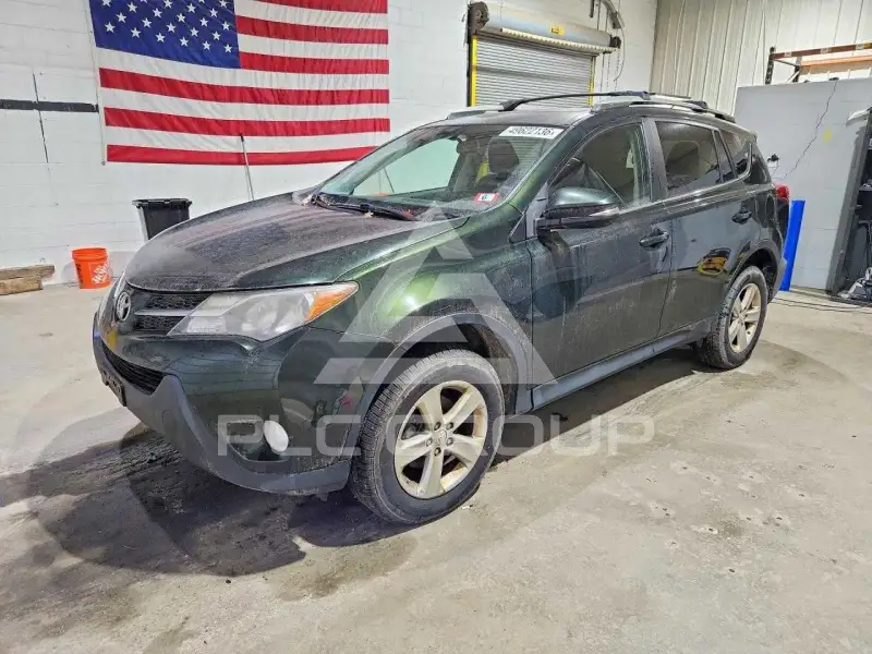2013 Toyota RAV4 фото