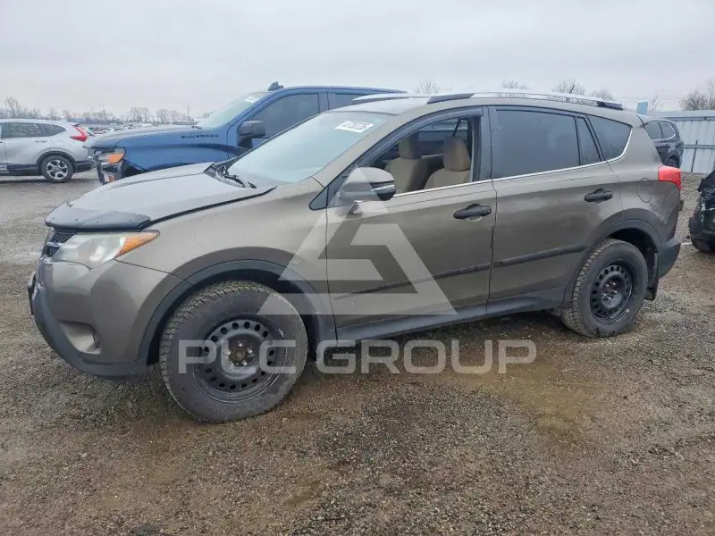 2013 Toyota RAV4 фото