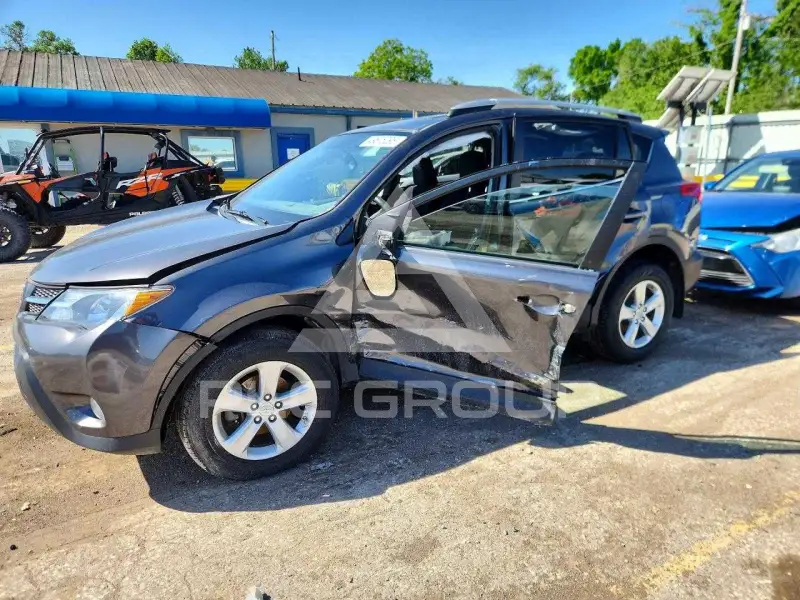 2013 Toyota RAV4 фото