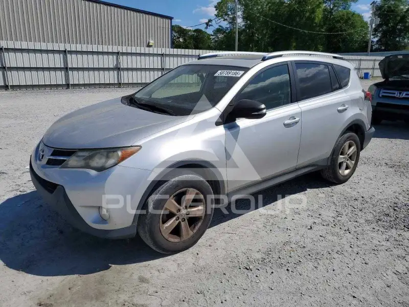 2013 Toyota RAV4 фото