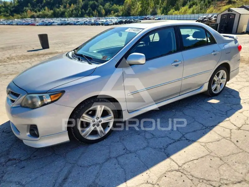 2013 Toyota COROLLA photo