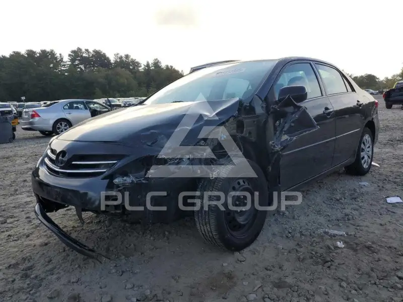 2013 Toyota COROLLA photo