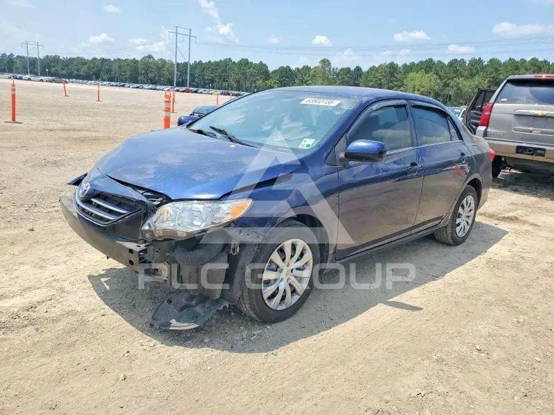 2013 Toyota COROLLA photo
