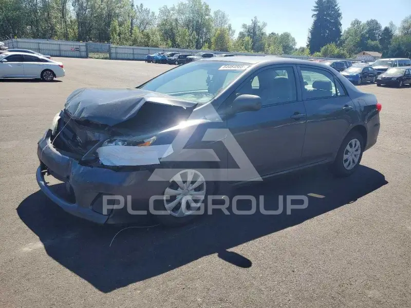 2013 Toyota COROLLA photo