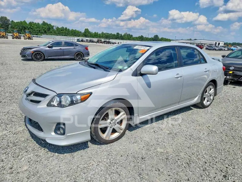 2013 Toyota COROLLA photo