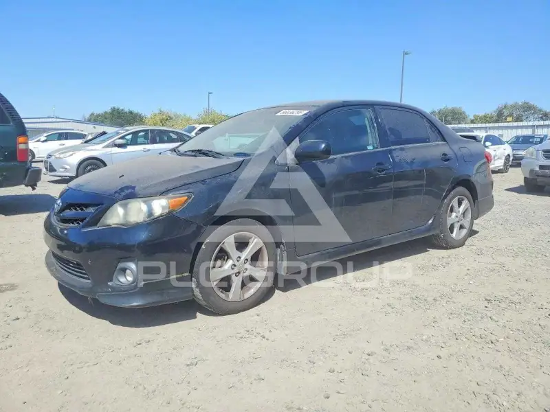 2013 Toyota COROLLA photo