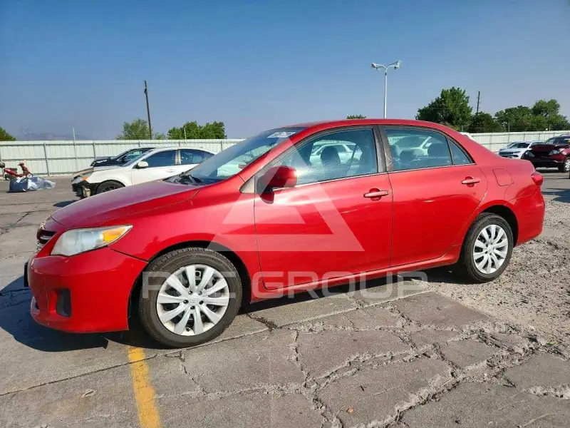 2013 Toyota COROLLA photo