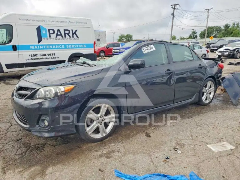 2013 Toyota COROLLA photo