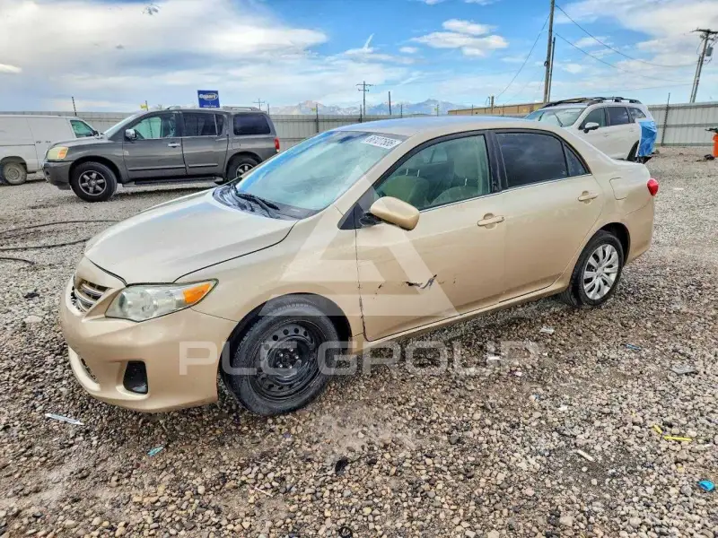 2013 Toyota COROLLA фото