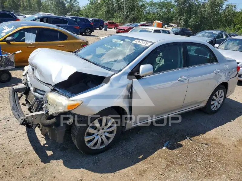 2013 Toyota COROLLA photo
