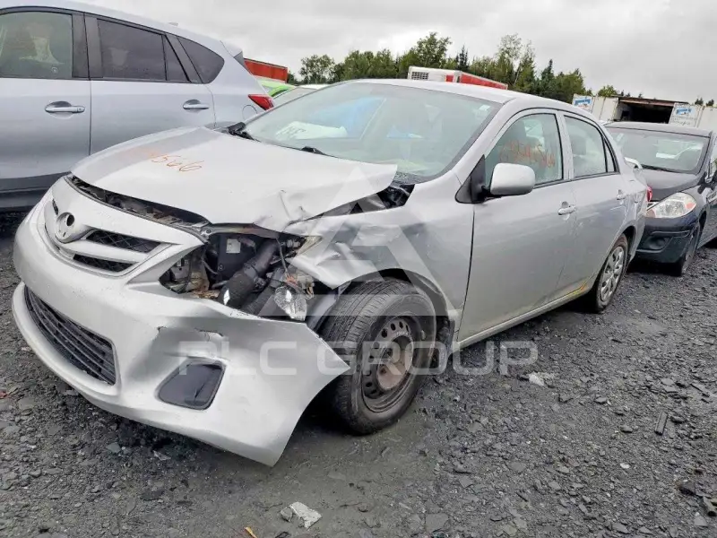 2013 Toyota COROLLA photo