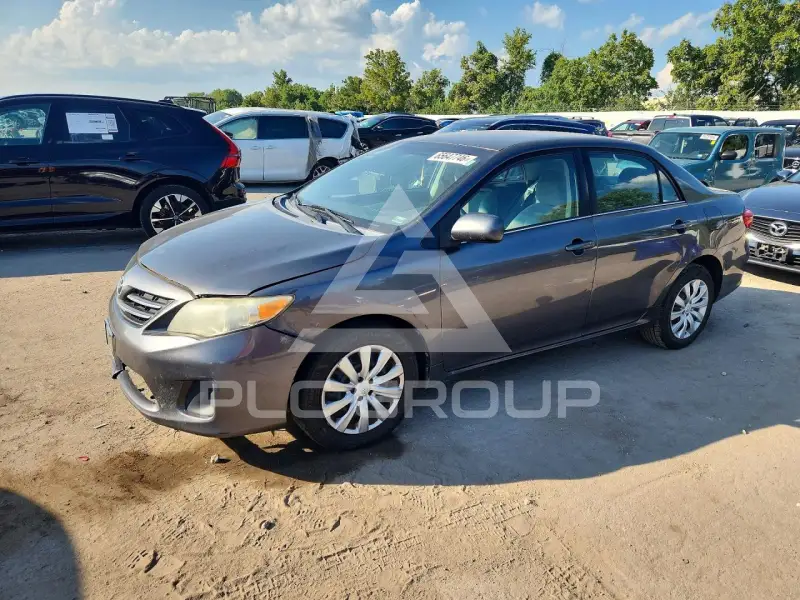 2013 Toyota COROLLA photo