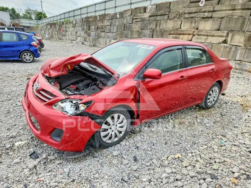 2013 Toyota COROLLA фото